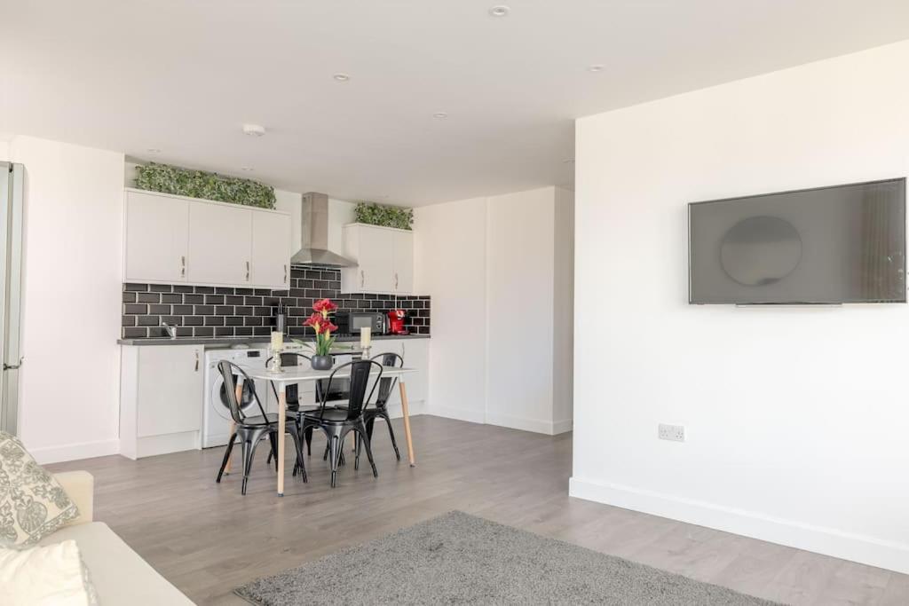 Vertigo Boutique Sleeps 4 London Kingston upon Thames  Dış mekan fotoğraf