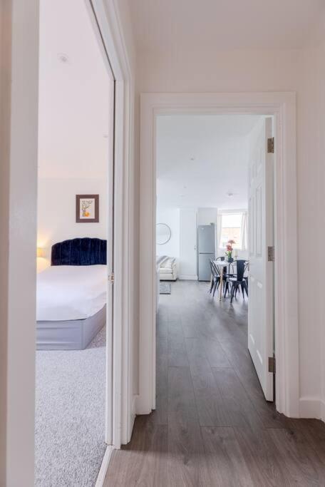 Vertigo Boutique Sleeps 4 London Kingston upon Thames  Dış mekan fotoğraf