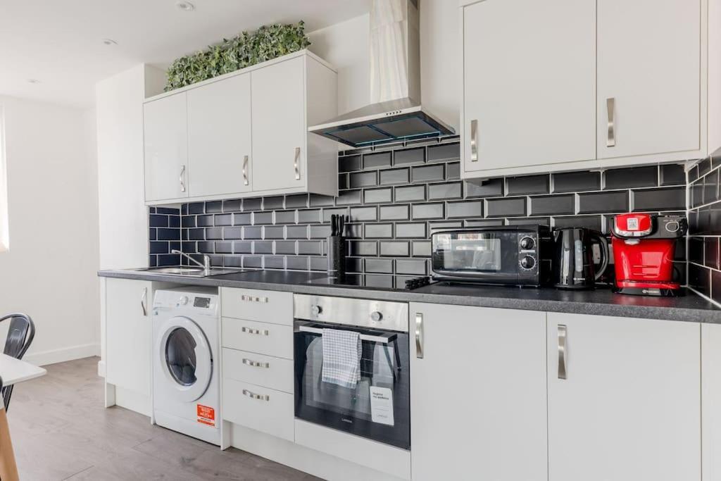 Vertigo Boutique Sleeps 4 London Kingston upon Thames  Dış mekan fotoğraf