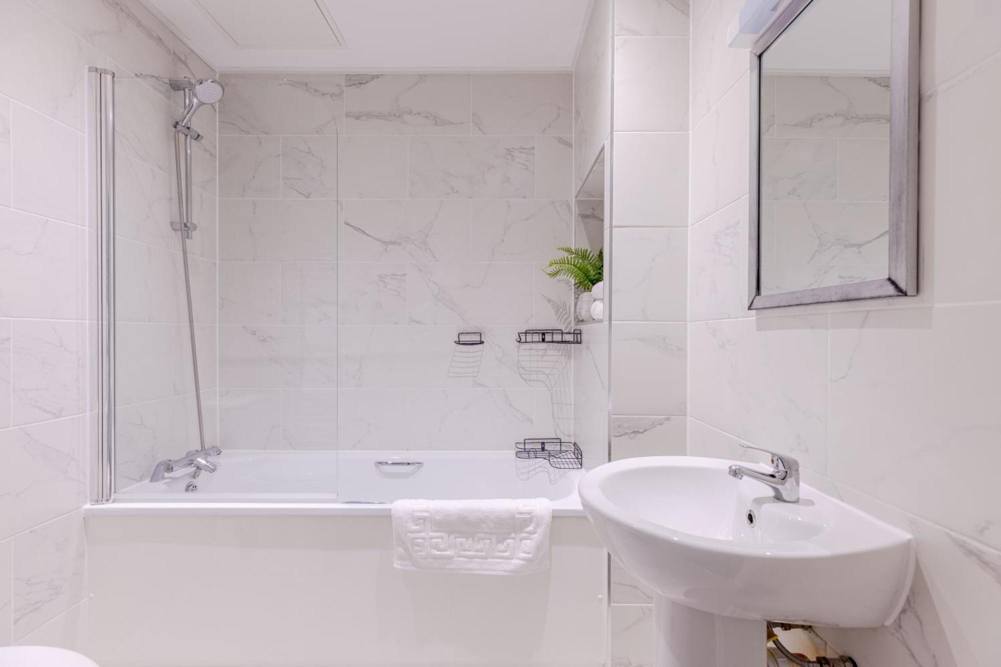 Vertigo Boutique Sleeps 4 London Kingston upon Thames  Dış mekan fotoğraf